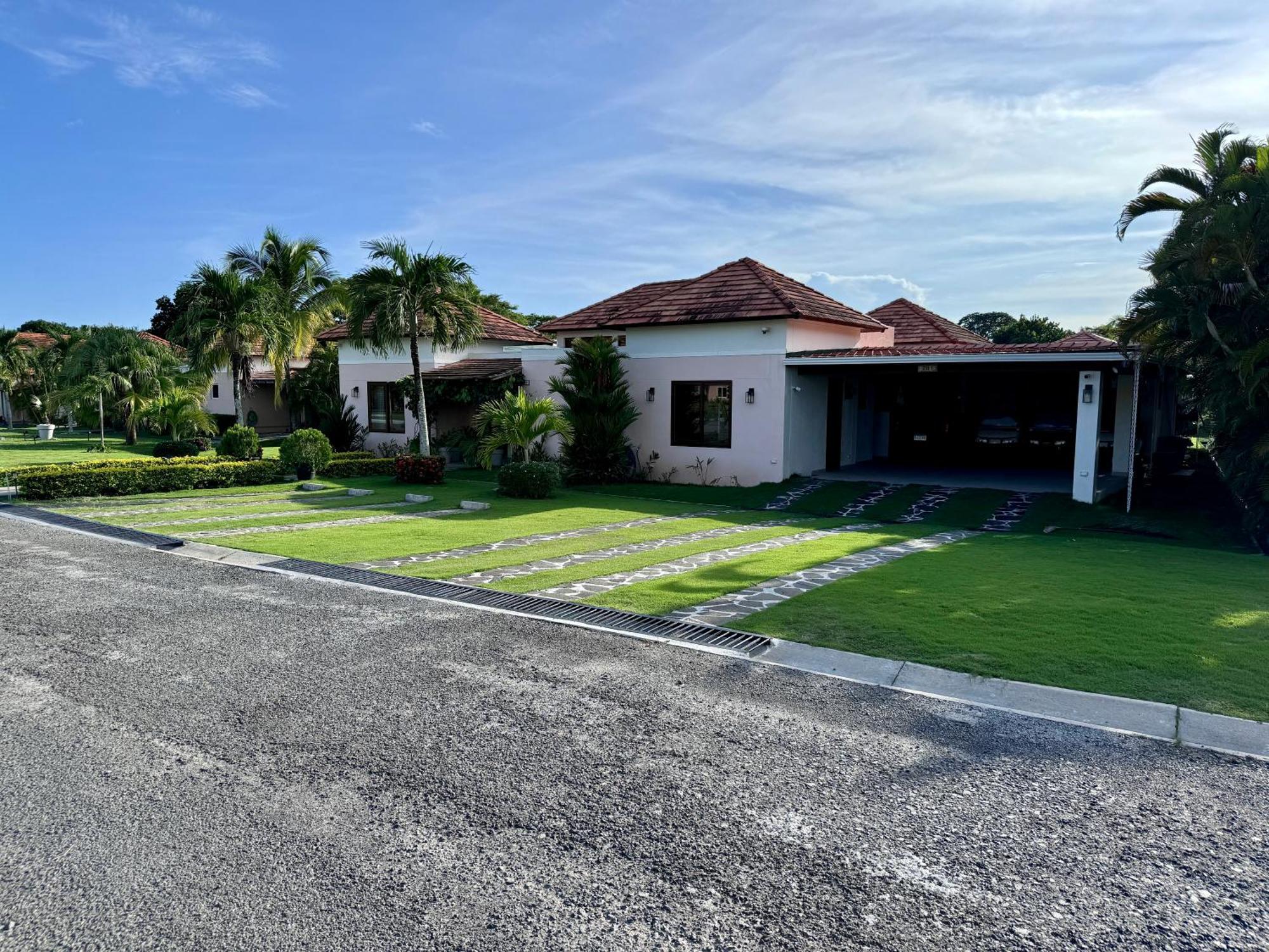 Villa Solara 6 - Luxury 6 Bedroom Villa With Pool, Golf & Lake View Río Hato Exterior foto